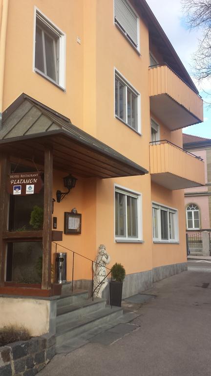 Hotel Restaurant Platamon Feuchtwangen Exterior photo